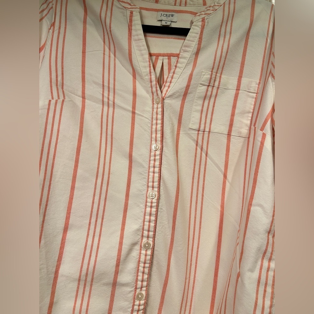 J. Crew Factory Women's Button Down Shirt Medium 100% Cotton with tie Sleeves - Picture 5 of 9
